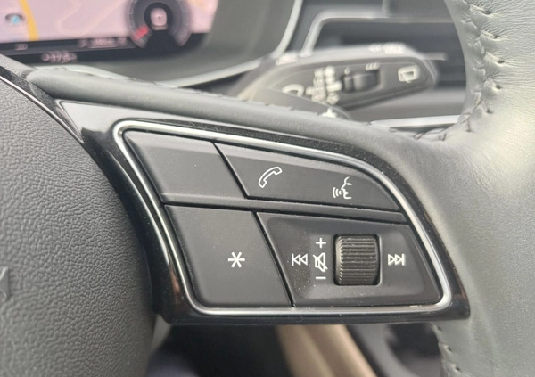 Audi A4 cena 154900 przebieg: 75257, rok produkcji 2019 z Prochowice małe 352